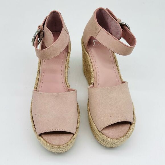 Marc Fisher LTD
Alita Platform Wedge
Espadrille Sandal - Picture 2 of 7